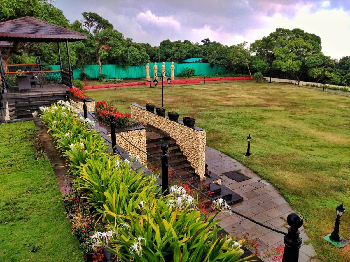 Regenta Mpg Club Mahabaleshwar Hotel Exterior photo