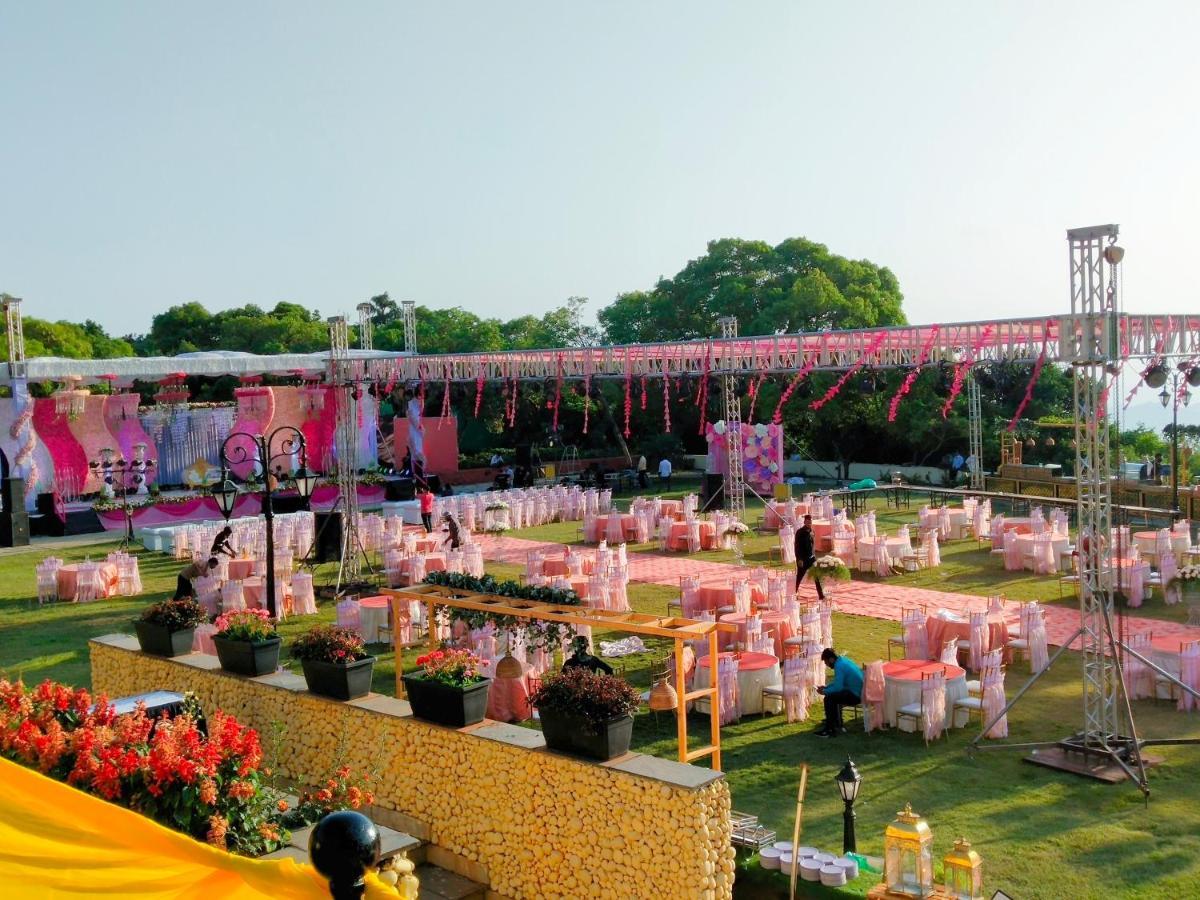 Regenta Mpg Club Mahabaleshwar Hotel Exterior photo