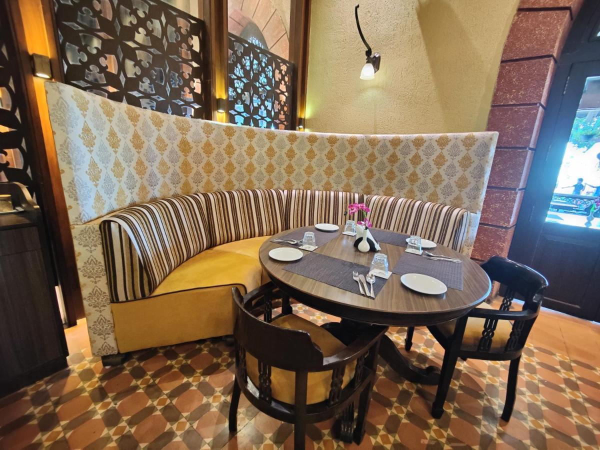 Regenta Mpg Club Mahabaleshwar Hotel Exterior photo